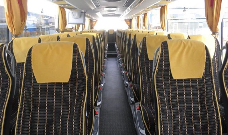 Hungary: Coaches reservation in Jász-Nagykun-Szolnok in Jász-Nagykun-Szolnok and Jászberény